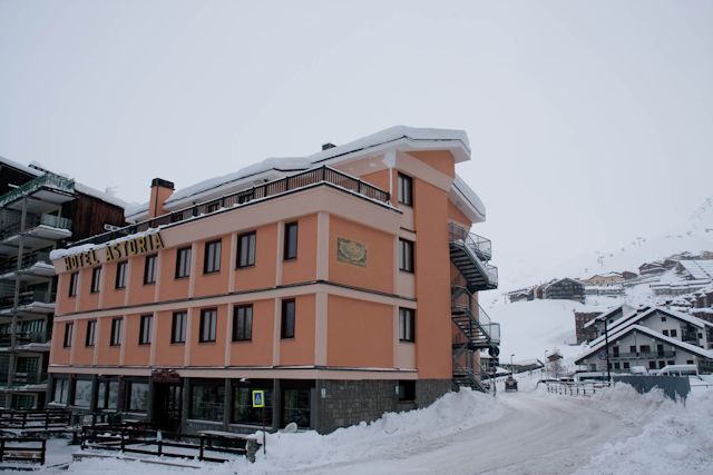 Riadattamento terrazza Hotel Astoria a Cervinia.